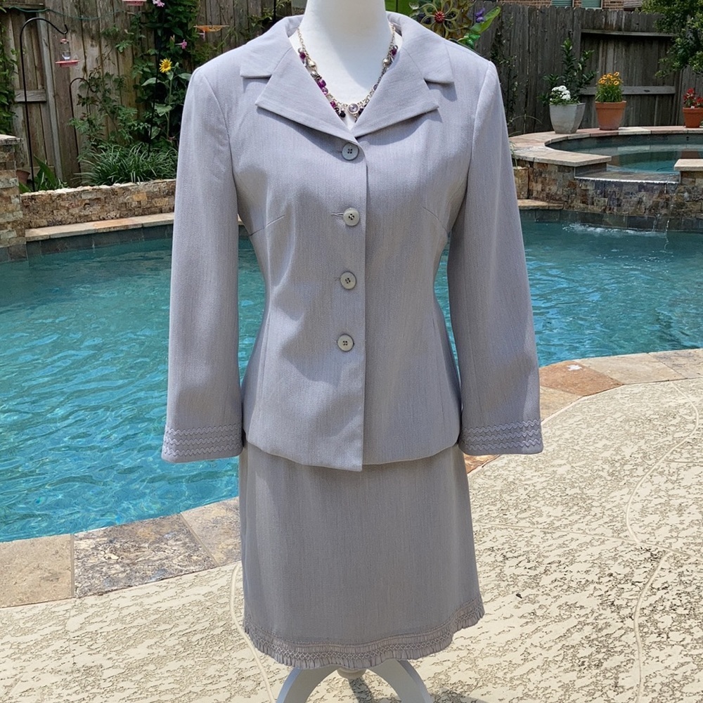 Nanette Lepore 2 piece dress & jacket combo suit